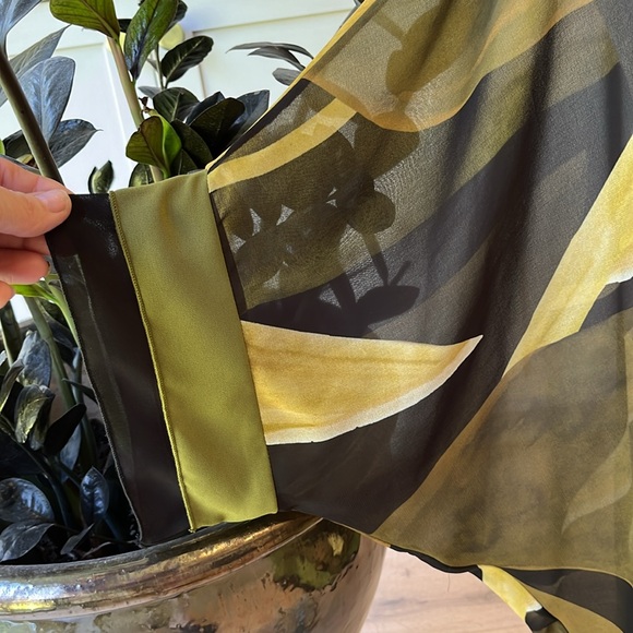 NWT Peruzzi green yellow and black caftan tunic made in Italy - Picture 3 of 12